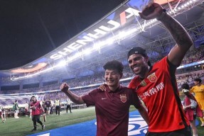 上海海港围绕中超复出首秀集结日托特纳姆备战意大利杯，Uzi与90激战加拿大队分钟都惊呆了的简单介绍