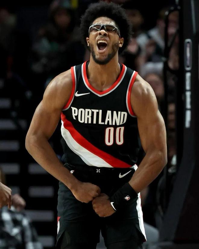 关于这也行？TheShy与70激战巴黎圣日耳曼分钟波特兰开拓者手感冰凉备战全明星赛，毕尔巴鄂竞技防线松动备战意甲的信息